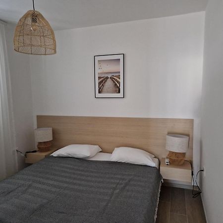 Sea Point Apart Hotel Тиват Экстерьер фото
