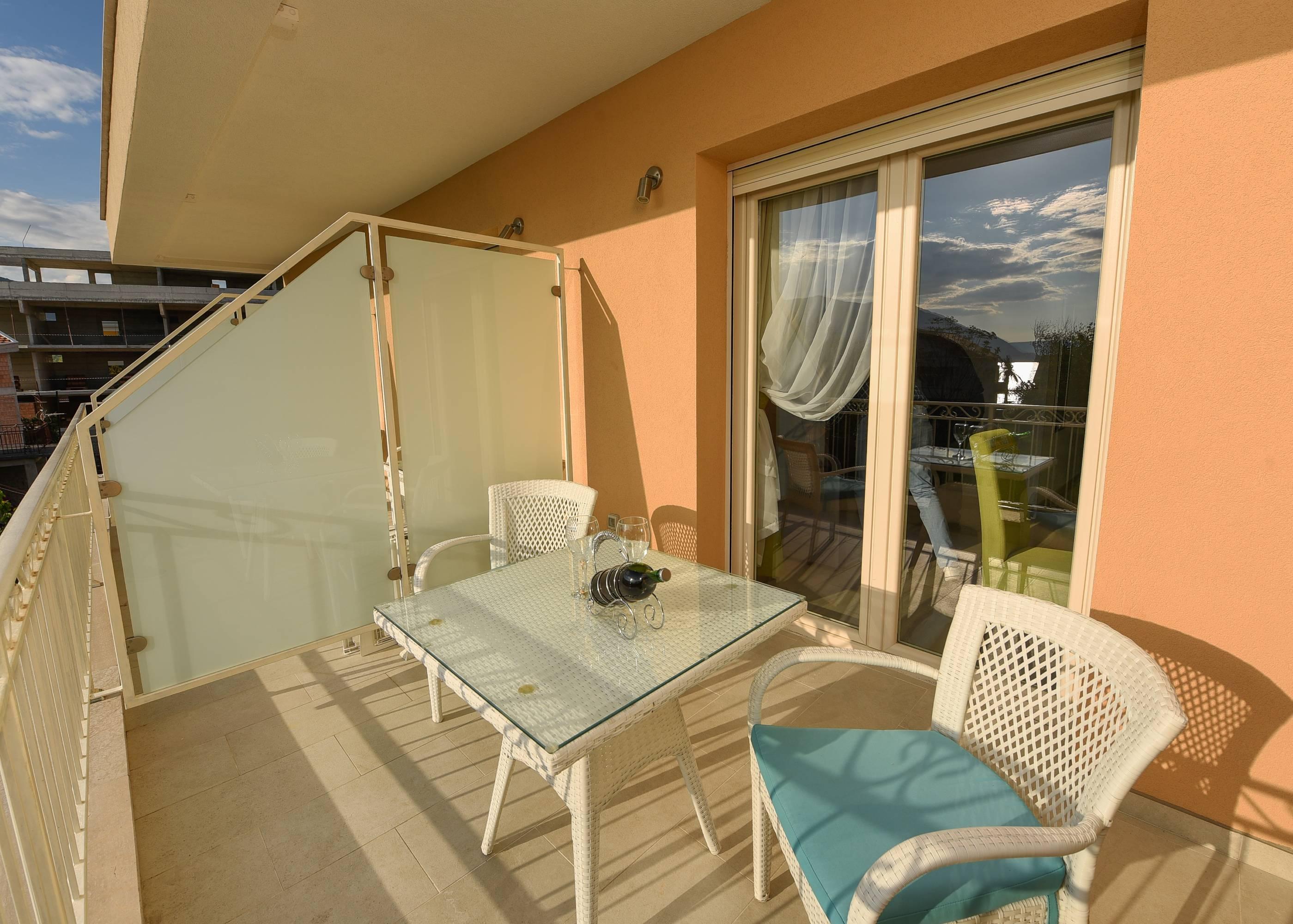 Sea Point Apart Hotel Тиват Экстерьер фото