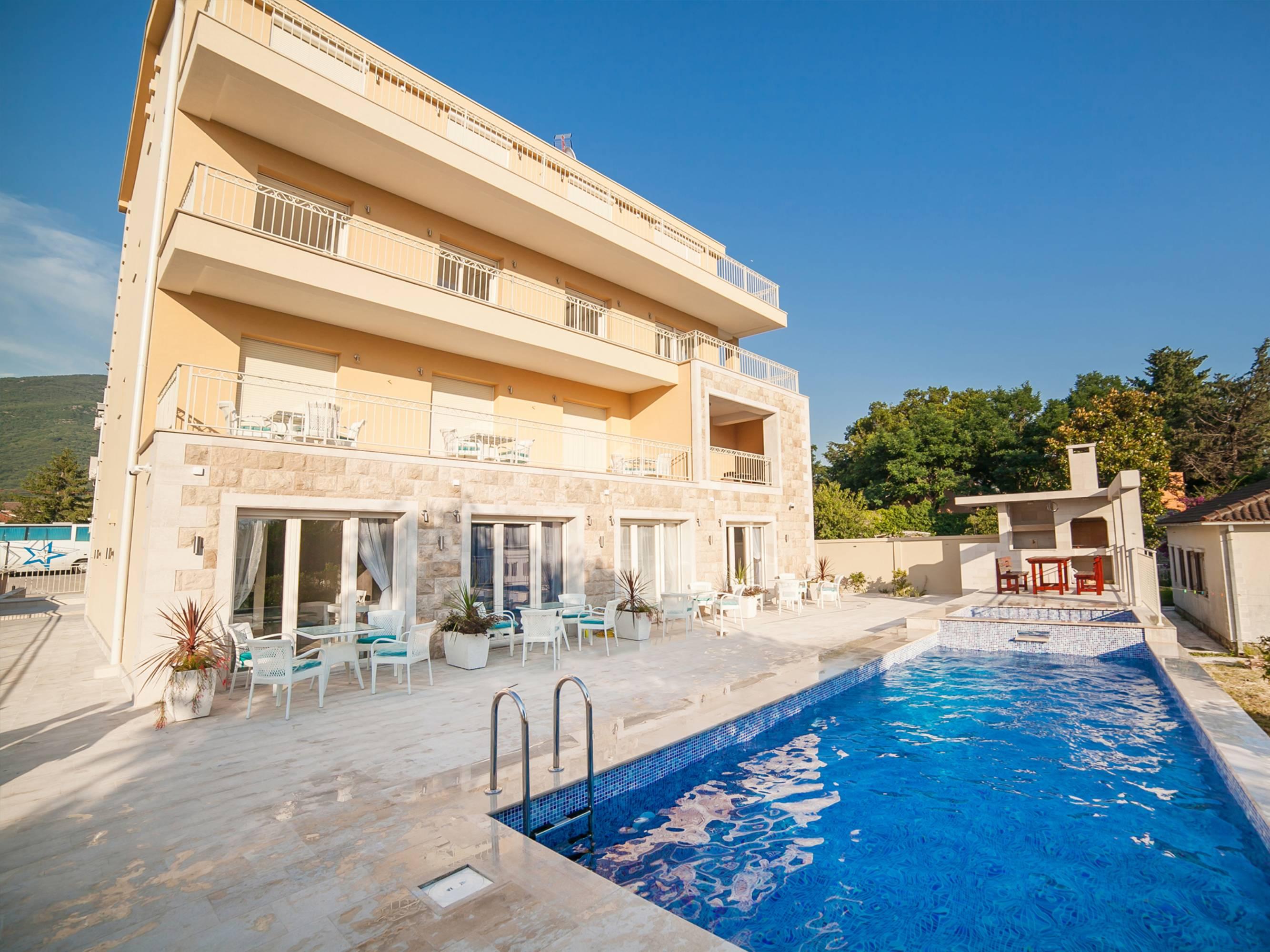 Sea Point Apart Hotel Тиват Экстерьер фото