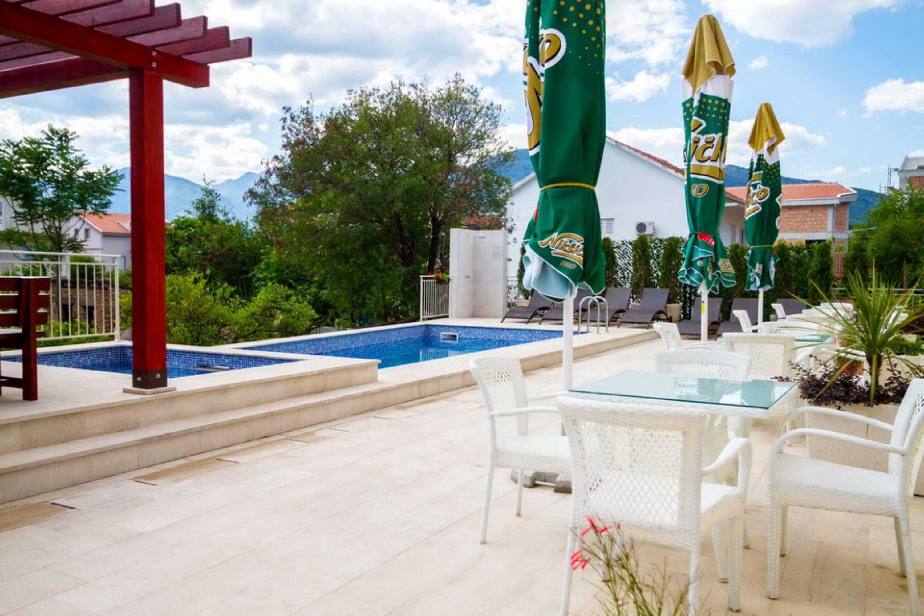 Sea Point Apart Hotel Тиват Экстерьер фото