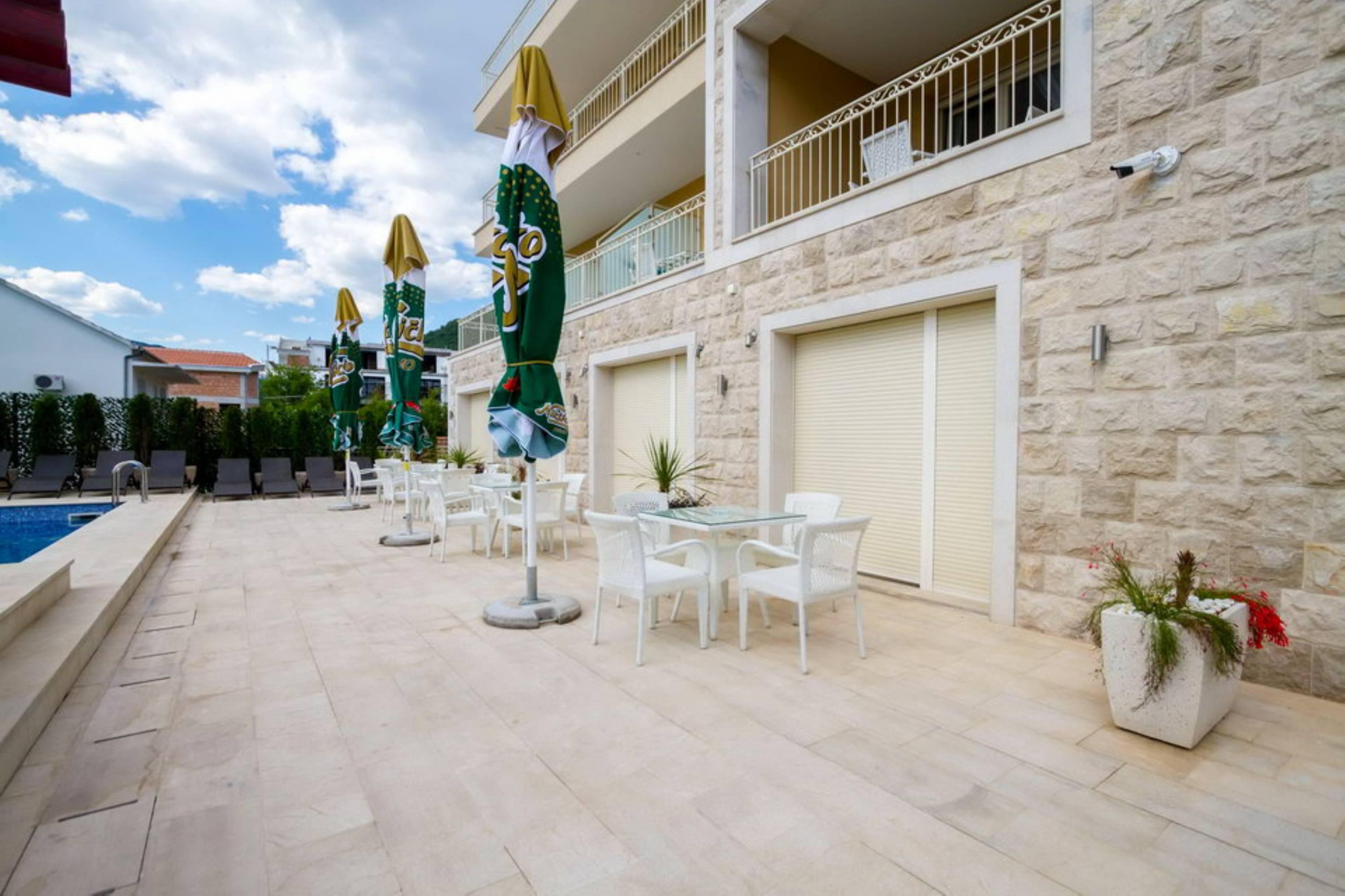 Sea Point Apart Hotel Тиват Экстерьер фото