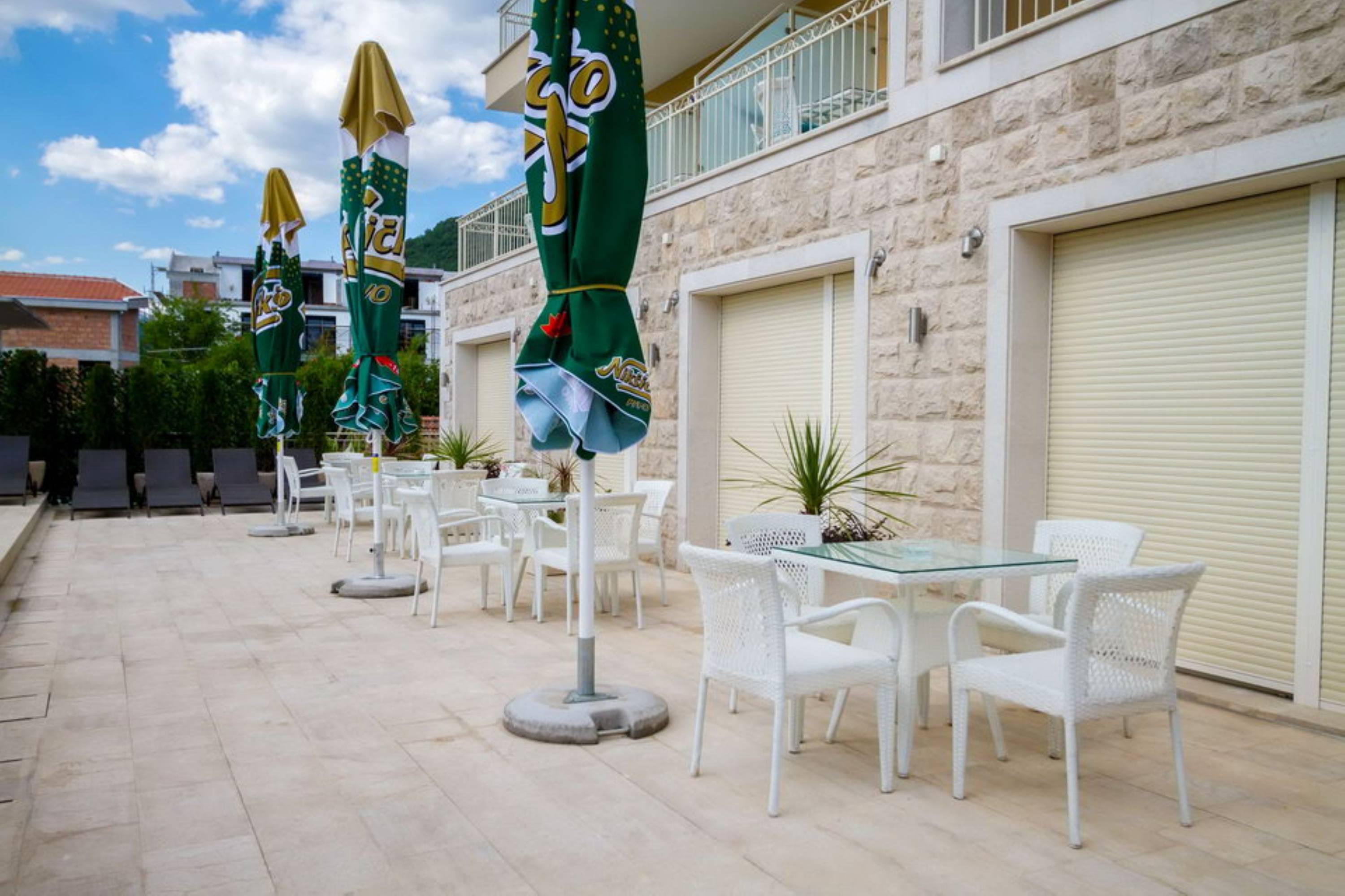 Sea Point Apart Hotel Тиват Экстерьер фото