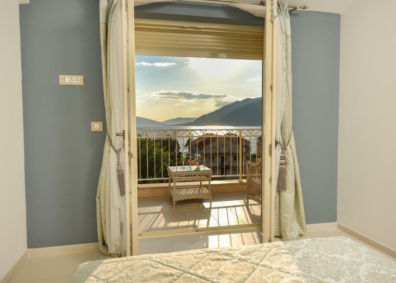Sea Point Apart Hotel Тиват Экстерьер фото