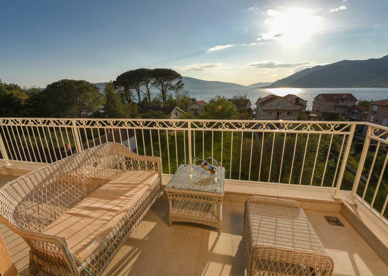 Sea Point Apart Hotel Тиват Экстерьер фото