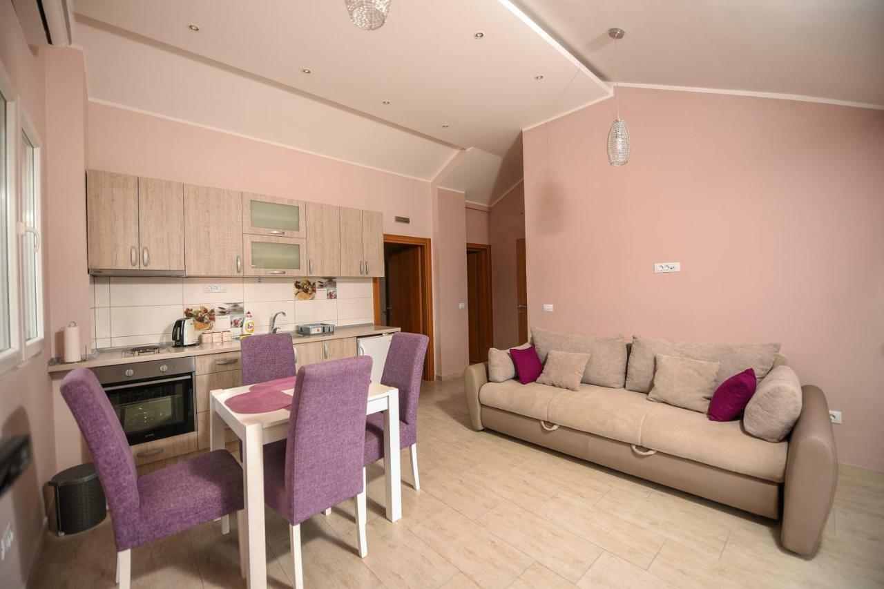 Sea Point Apart Hotel Тиват Экстерьер фото